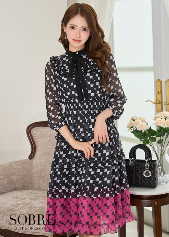 ラインハートミディワンピース