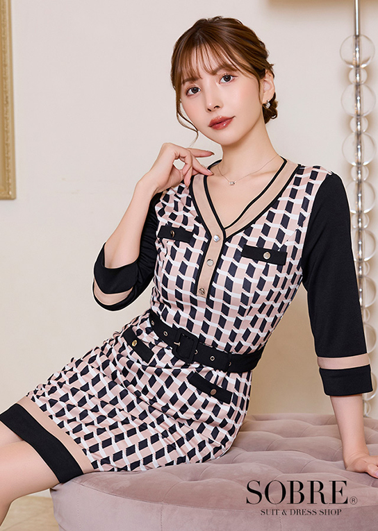 【同伴・デートにおすすめ】グラフィックプリントニットワンピース